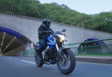 Bajaj comemora 1 ano de Brasil com 3.800 motos vendidas e fábrica para 2024
